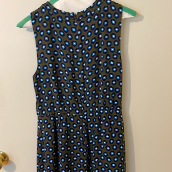 JCrew sleeveless dress with keyhole neck. Lovely olive green 4 - Picture 1 of 4